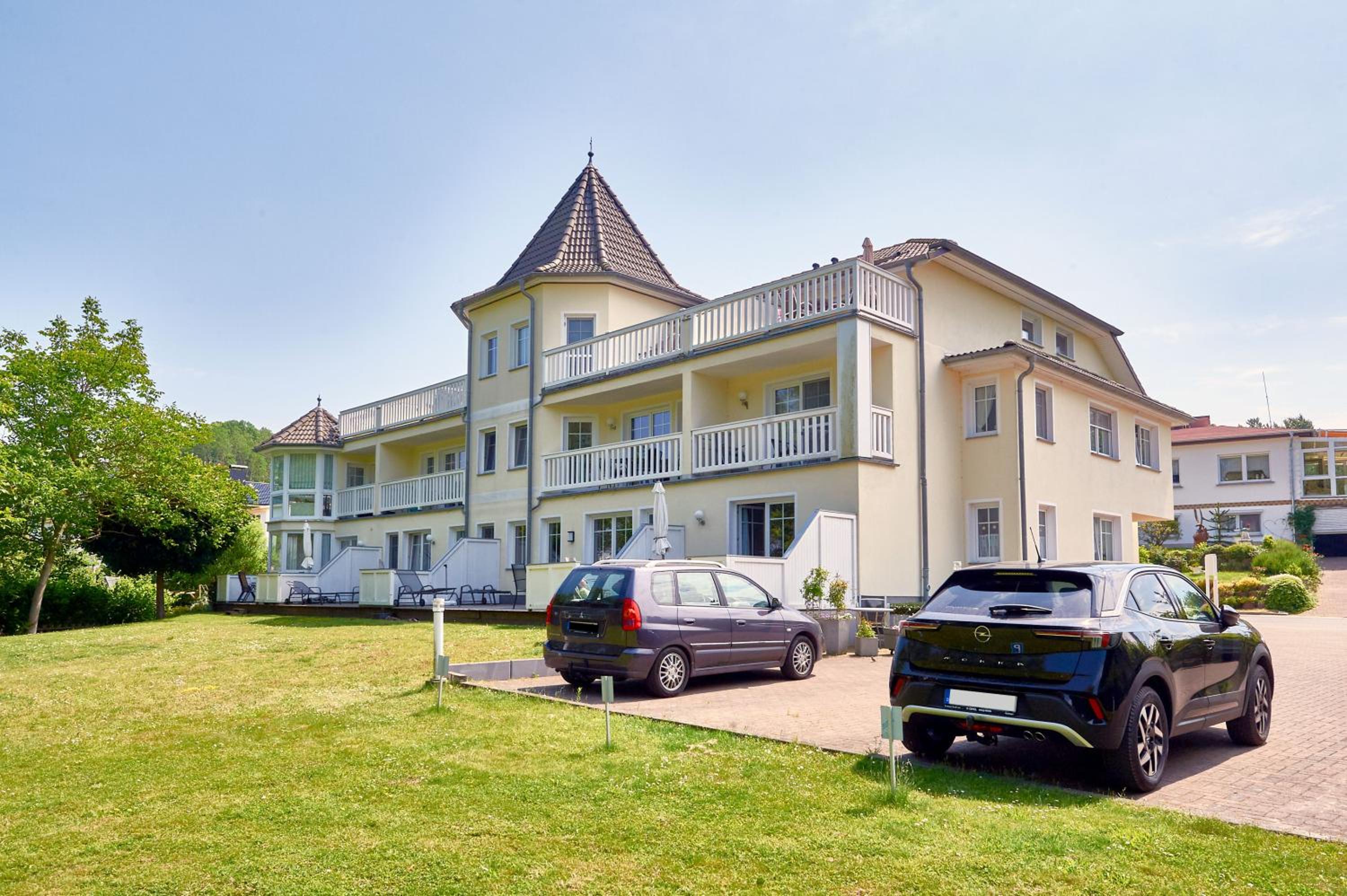 Schlösschen am Schmachter See