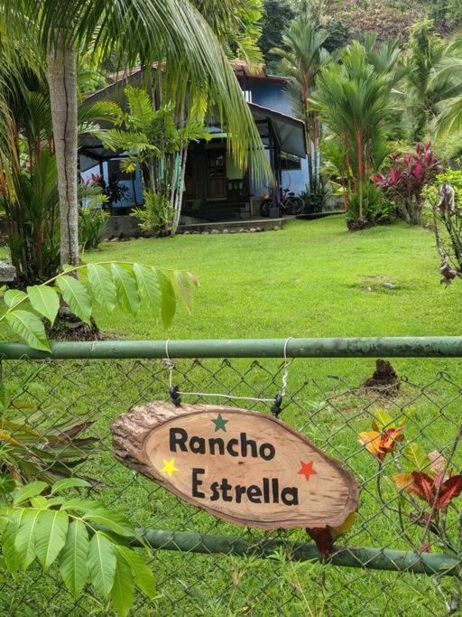 Comfortable Casita, walking distance to the Beach
