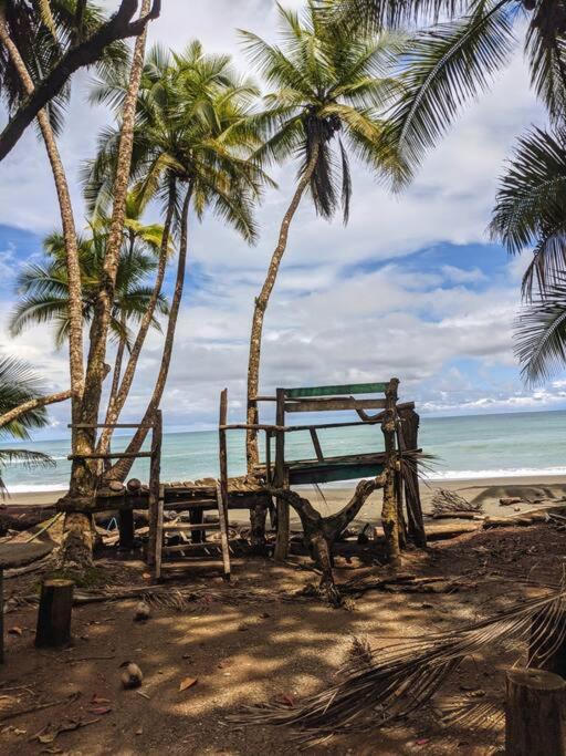 Comfortable Casita, walking distance to the Beach