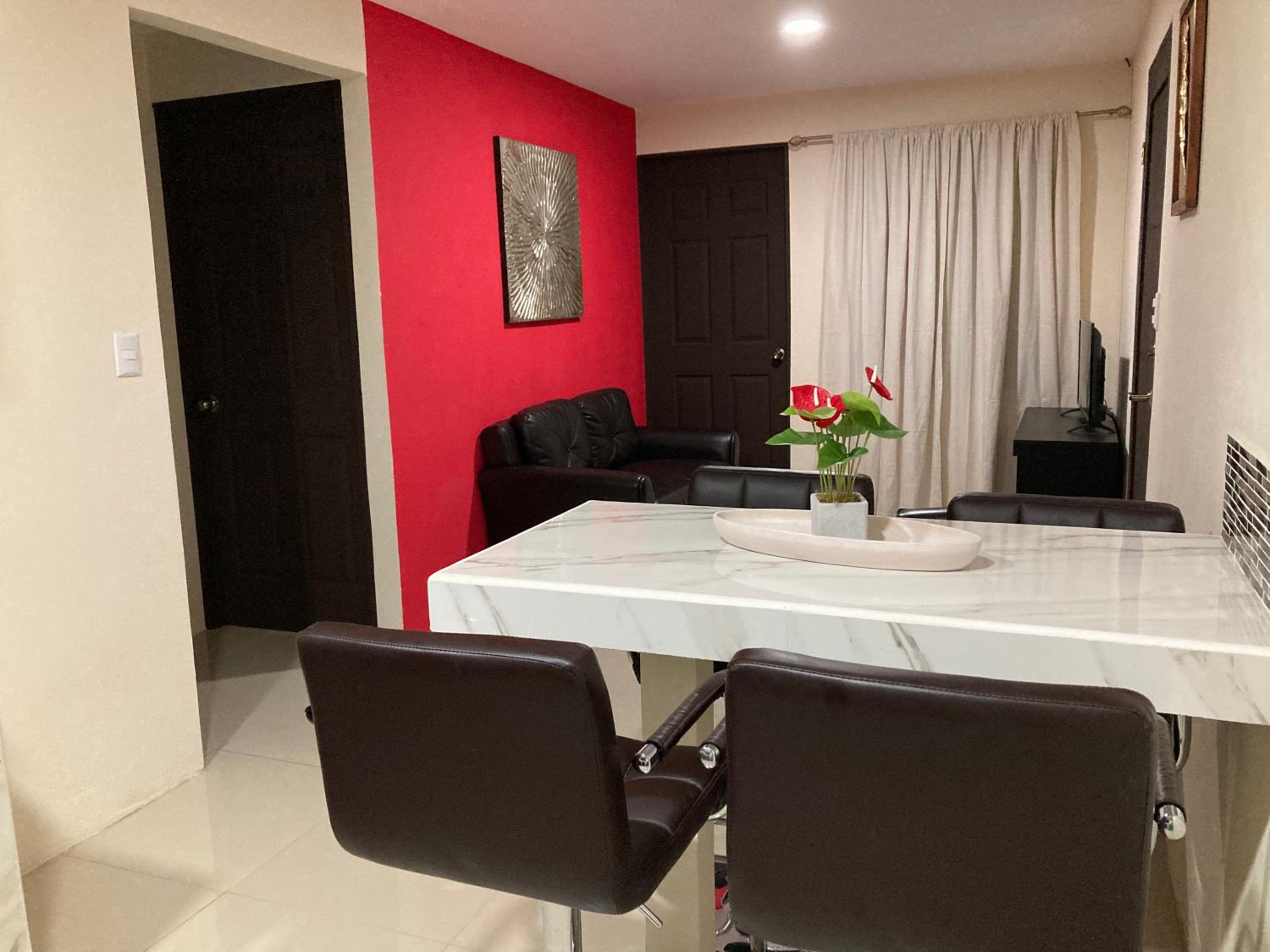 Hospedaje Ana Lu 2, Only 10 minutes from airport