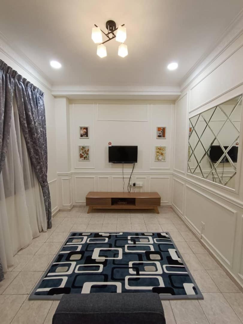 NuReezal Homestay Seremban photo 2