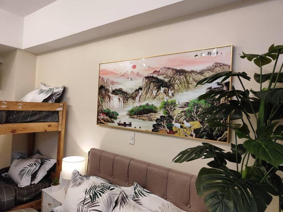 A2J Luxury Studio Near Venice Mall BGC Taguig