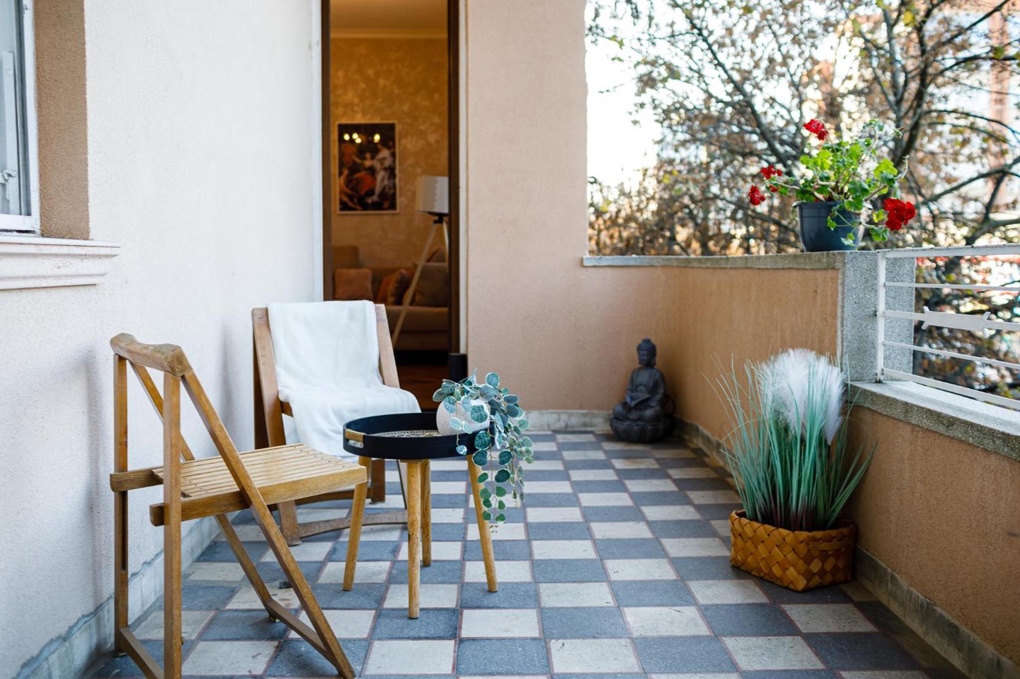 balance & terrace