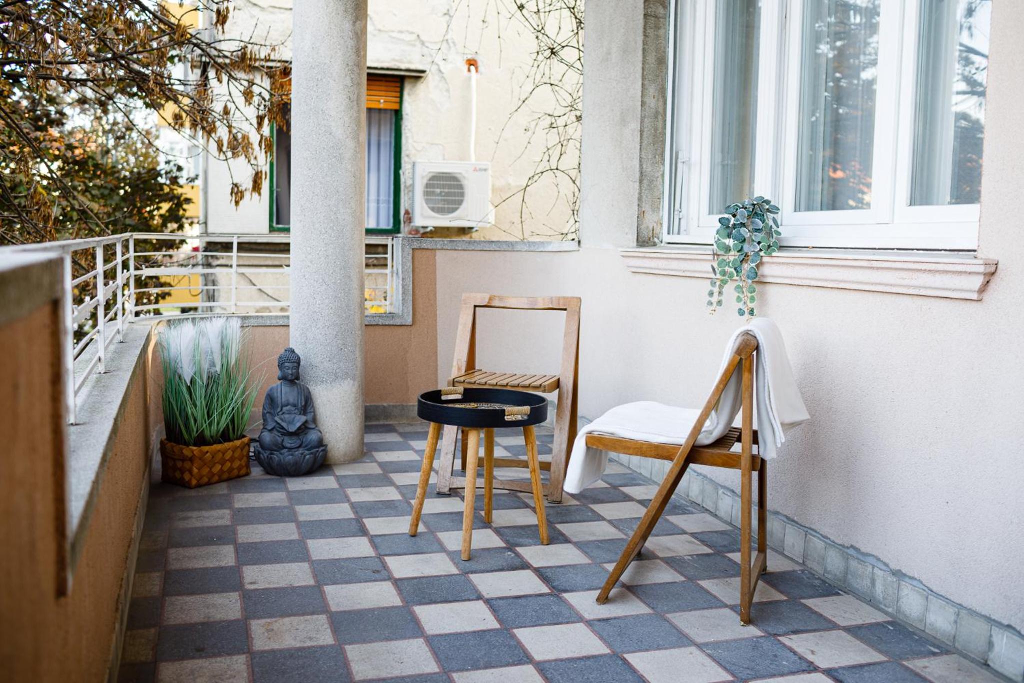 balance & terrace