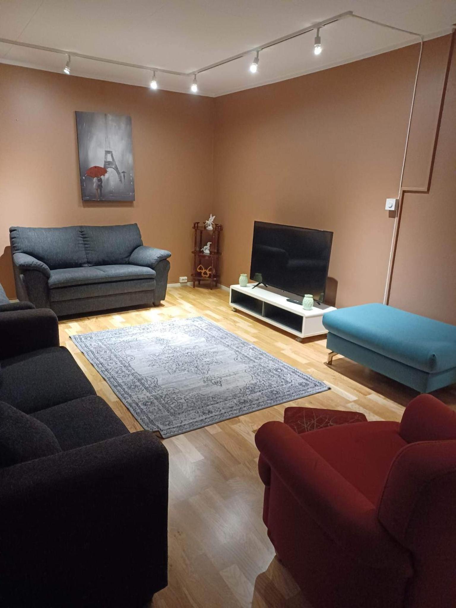 Photo 9