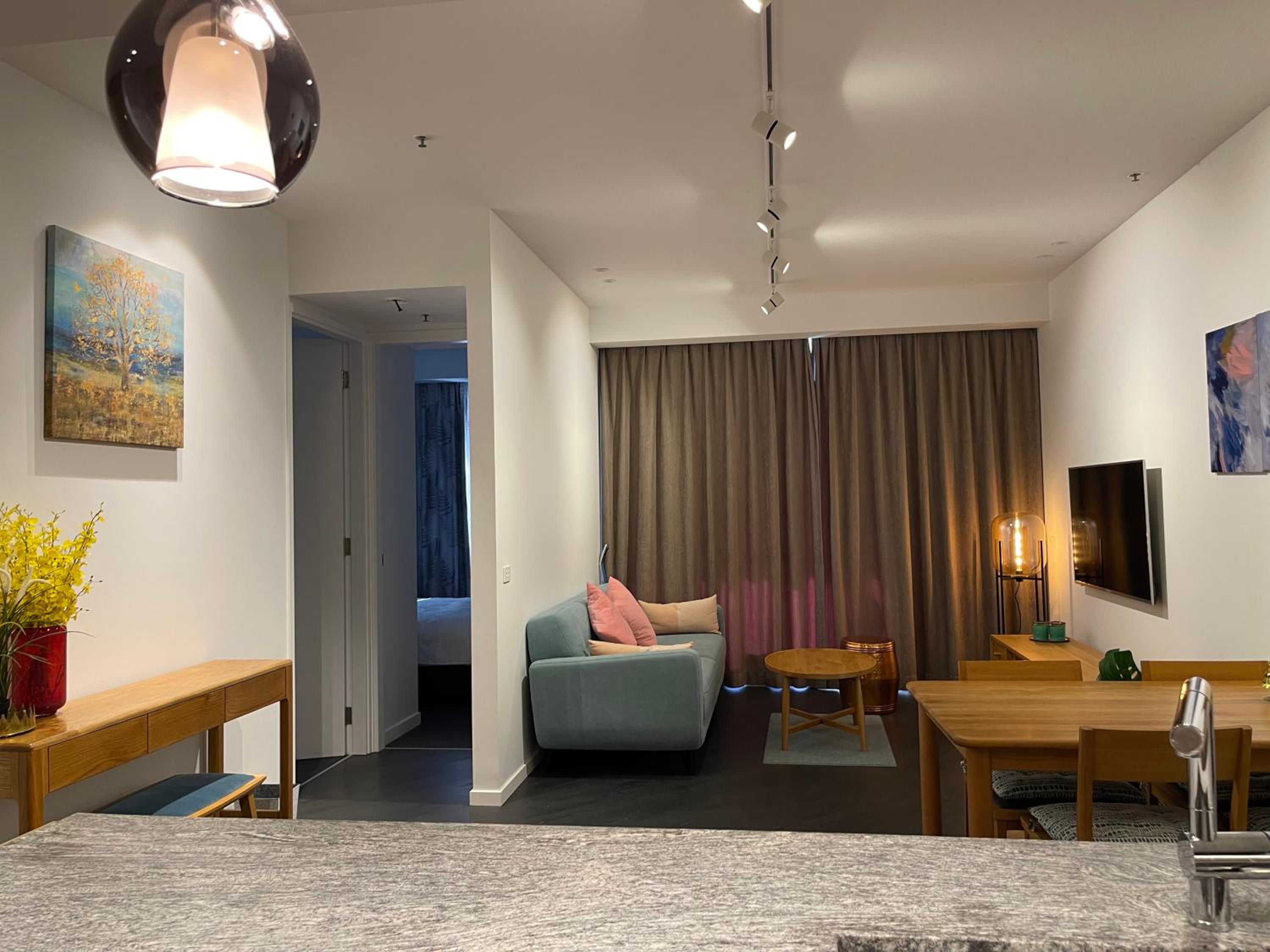 The Fawkner Apartment Bay-view pool/Gym Free Parking