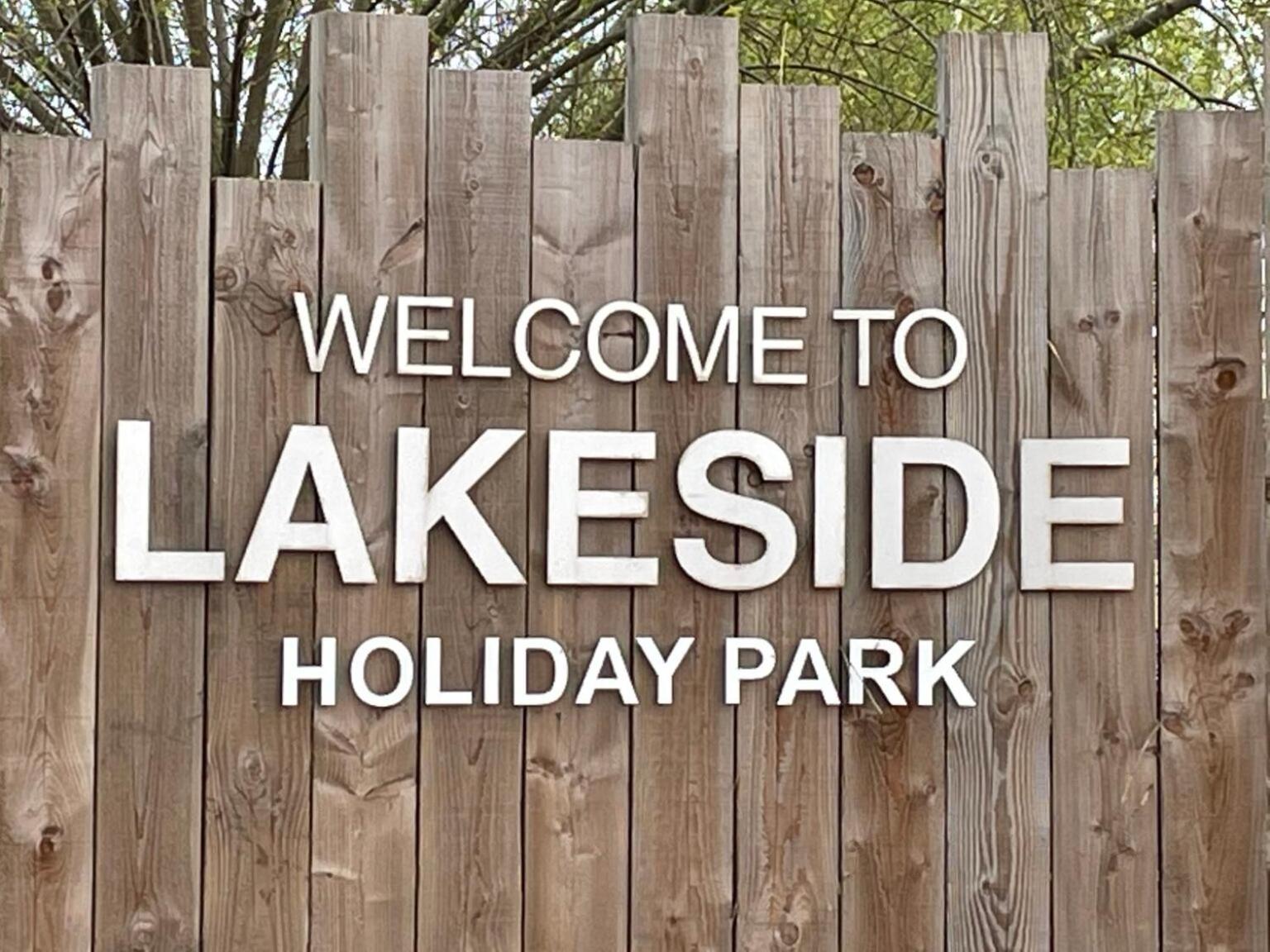 Chichester Lakeside Holiday Park Lakefront Lodge