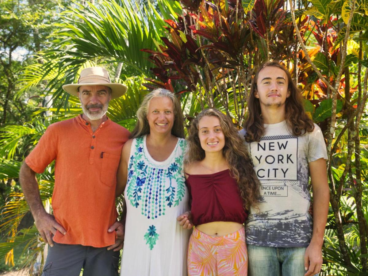 Finca Colibri, vue incroyable sur le Golfe de Nicoya, en Pleine Nature, ferry Playa Najanjo