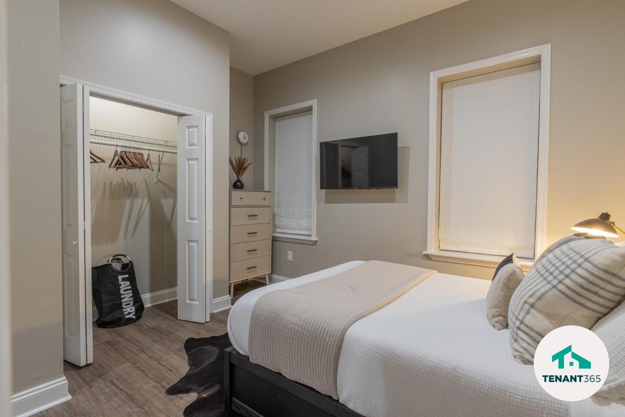Baltimore's Best Home Away From Home apts - Property Image 7