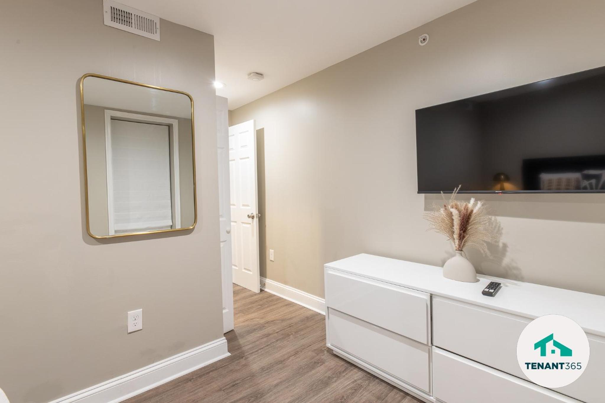 Baltimore's Best Home Away From Home apts - Property Image 6