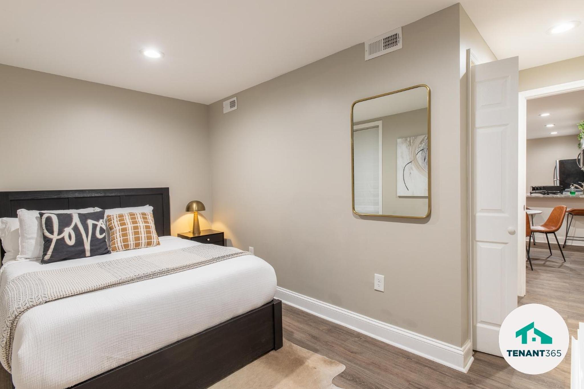 Baltimore's Best Home Away From Home apts - Property Image 5