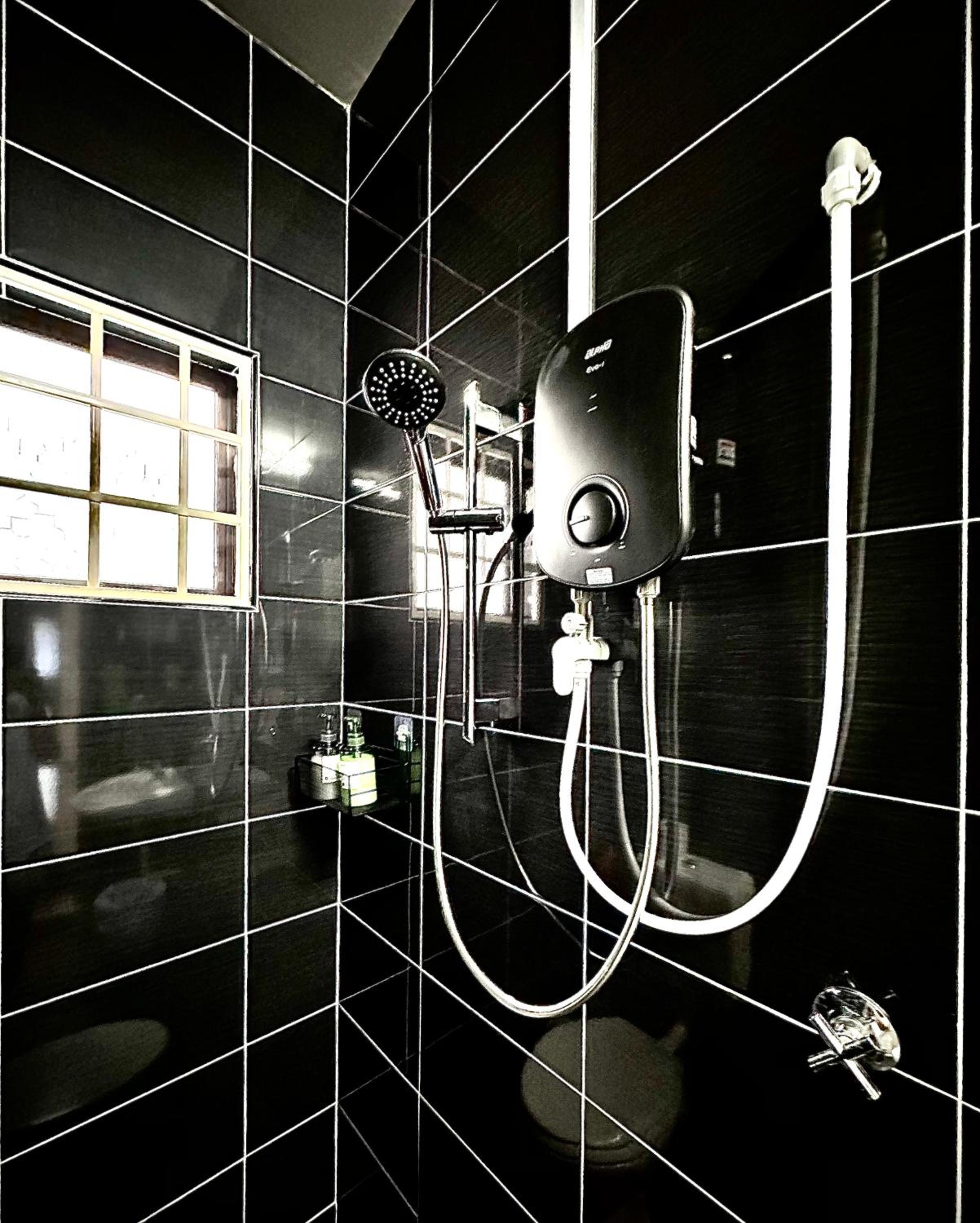 Ipoh Deluxe Family Home photo 8
