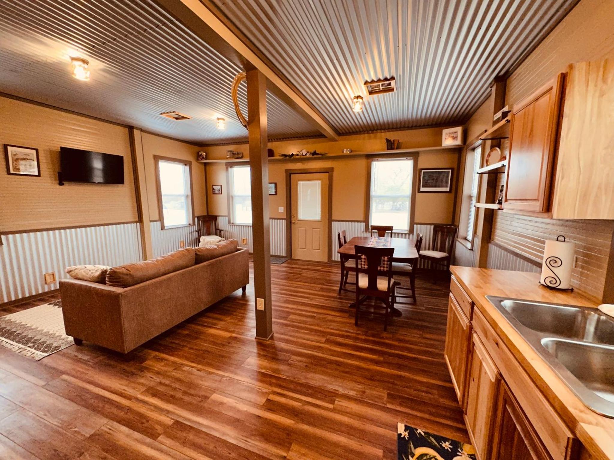 Texas Blue Apple Cottage view 2