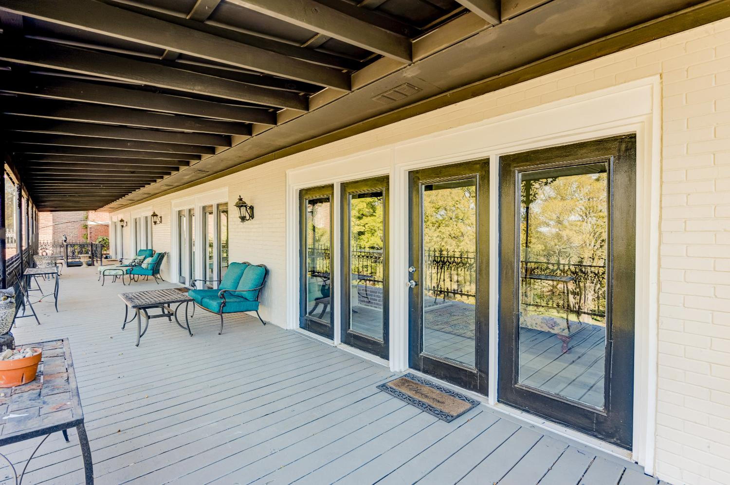 The Inn at Cedar Grove