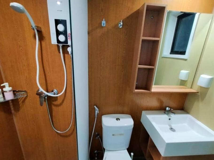 SS CondoStay Residensi Lili, Nilai nearby KLIA, USIM - infinity pool, wifi, smart tv, photo 29