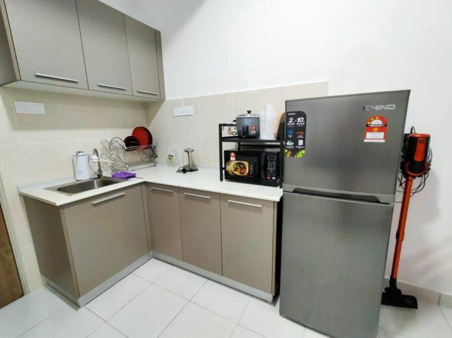 SS CondoStay Residensi Lili, Nilai nearby KLIA, USIM - infinity pool, wifi, smart tv, photo 21