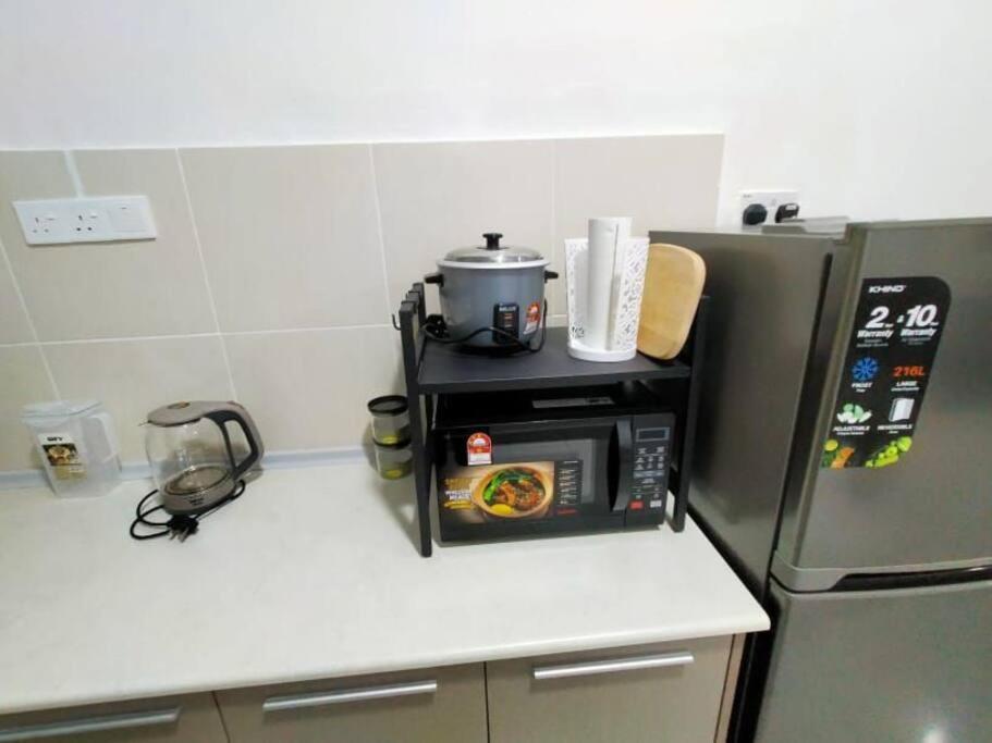 SS CondoStay Residensi Lili, Nilai nearby KLIA, USIM - infinity pool, wifi, smart tv, photo 14