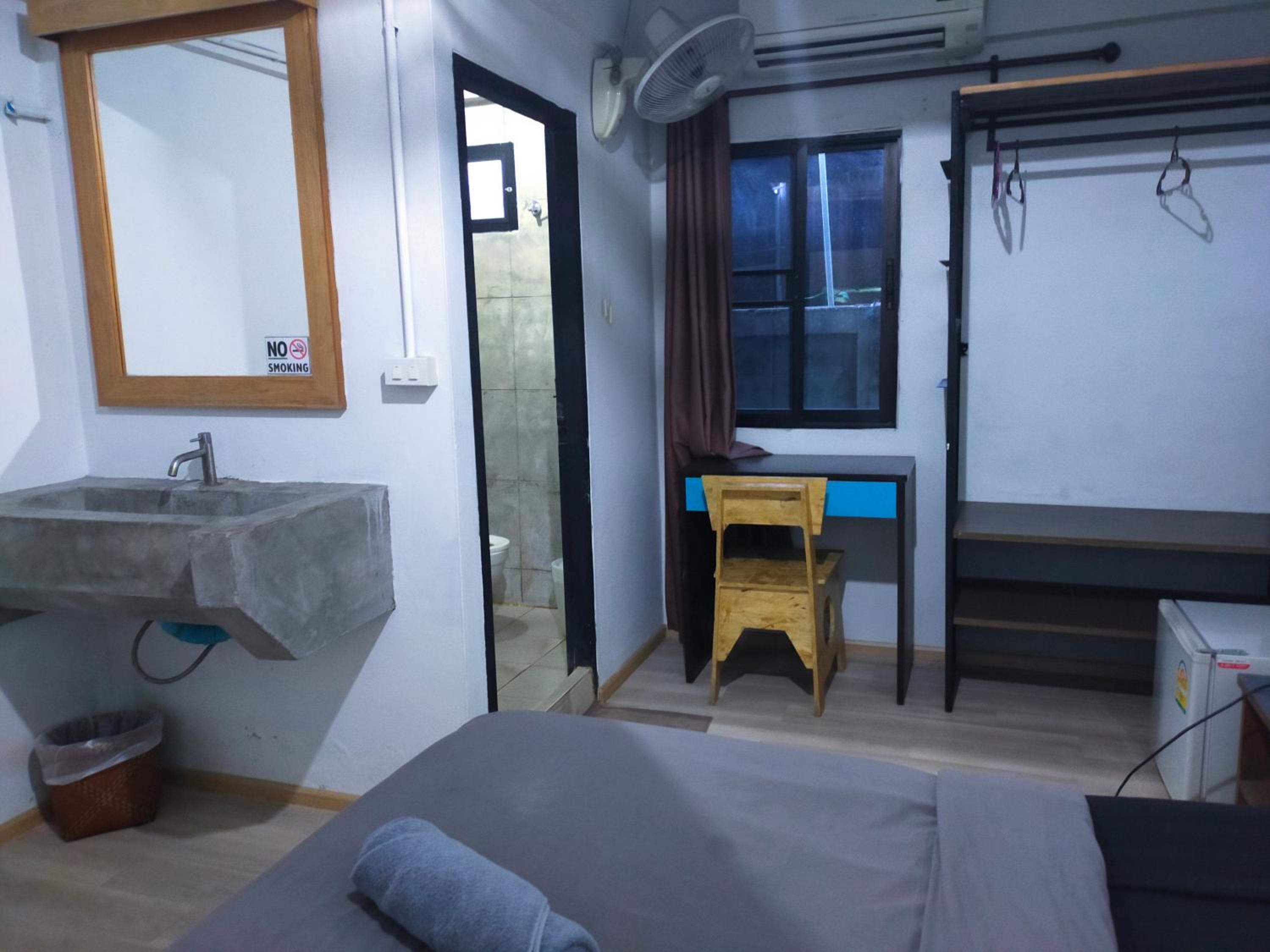 9 Hostel