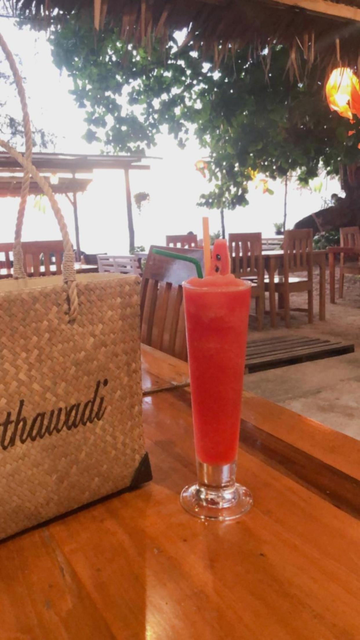 Lanta L.D. Beach Bungalow