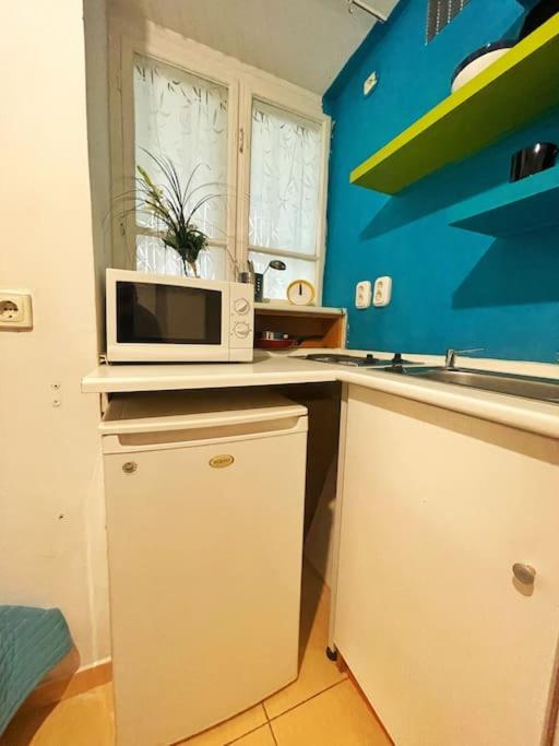 Budget Flat in the Center view 4