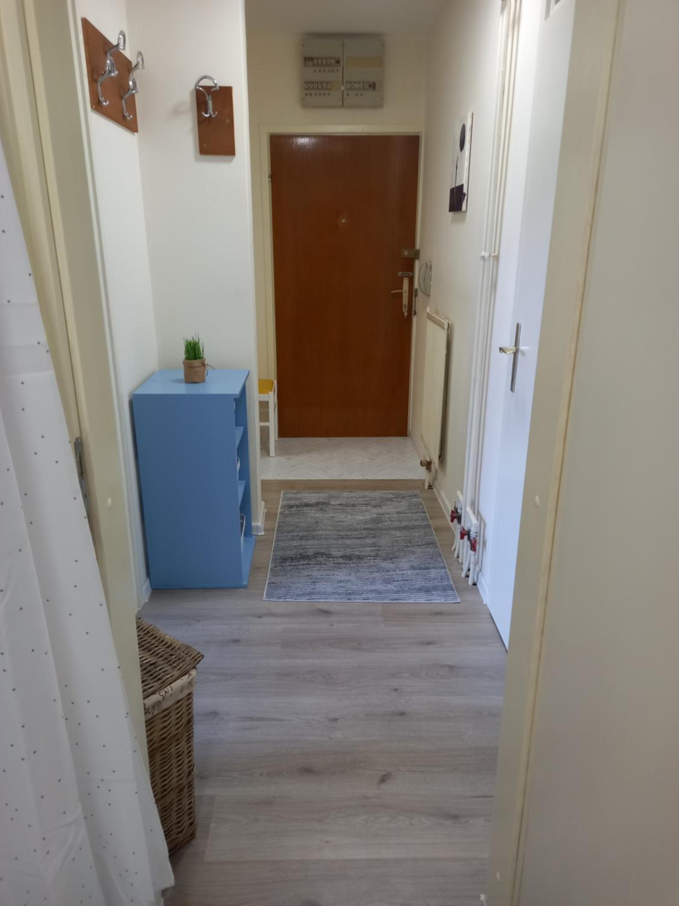 Ena Apartment