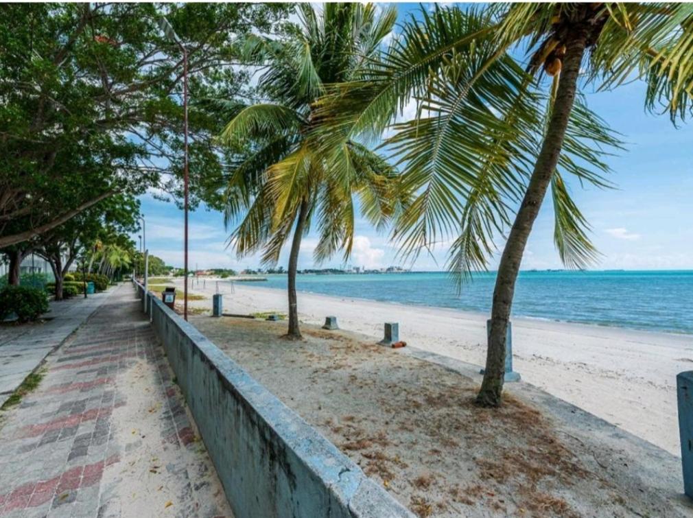 Glory beach seaview resort 2 bedroom photo 4