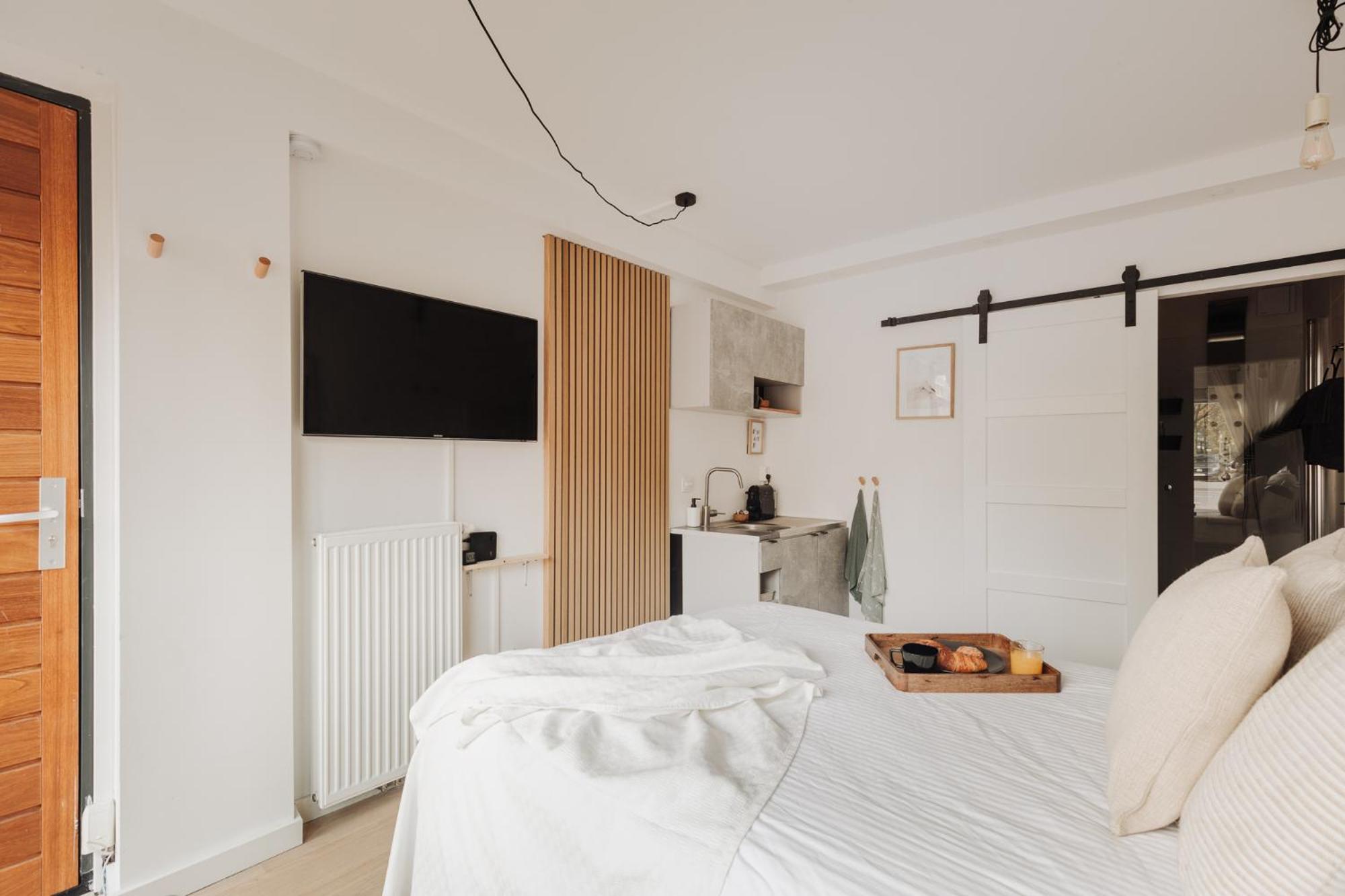 Luxurious Private Studio Amsterdam Zuid