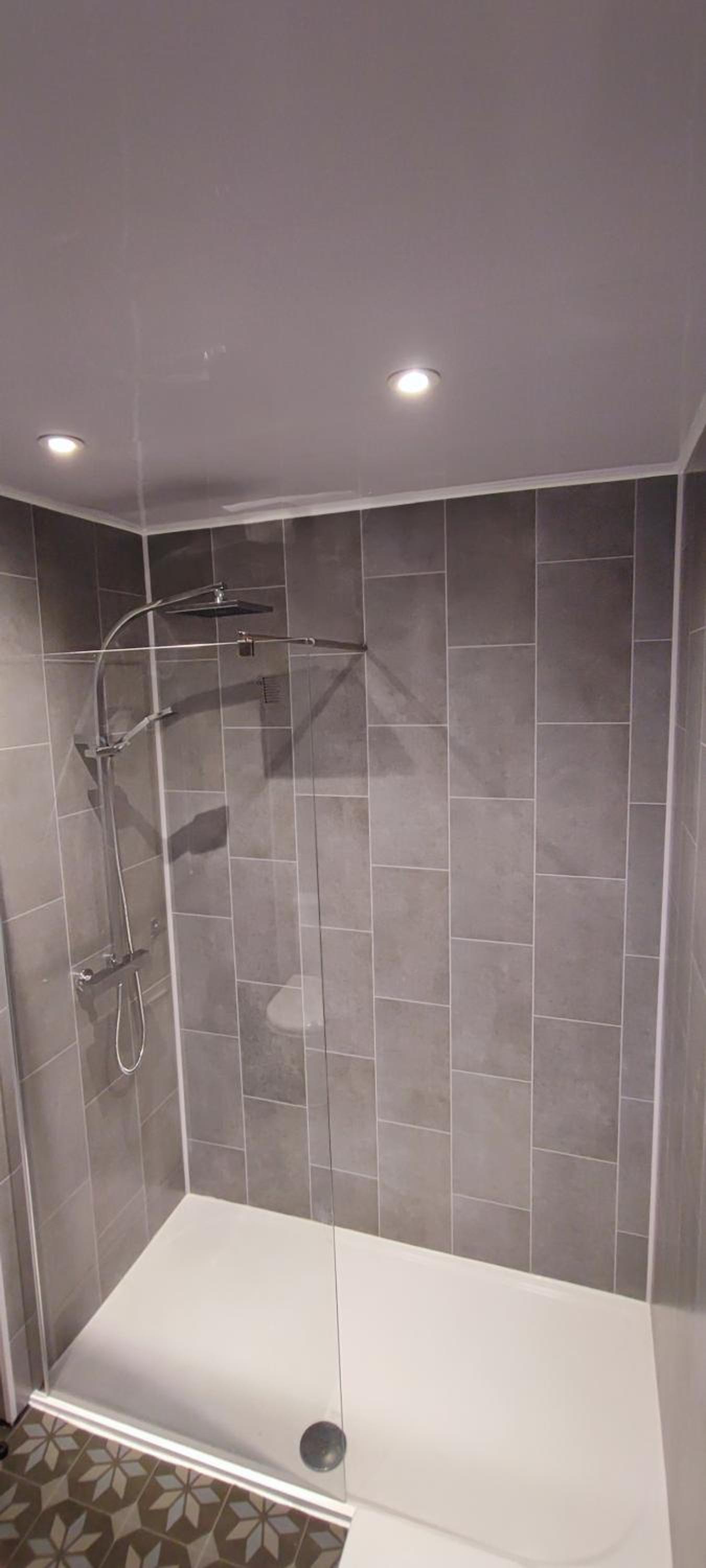Benllech Sea View bungalow, Dog Friendly sleeps 6 view 3