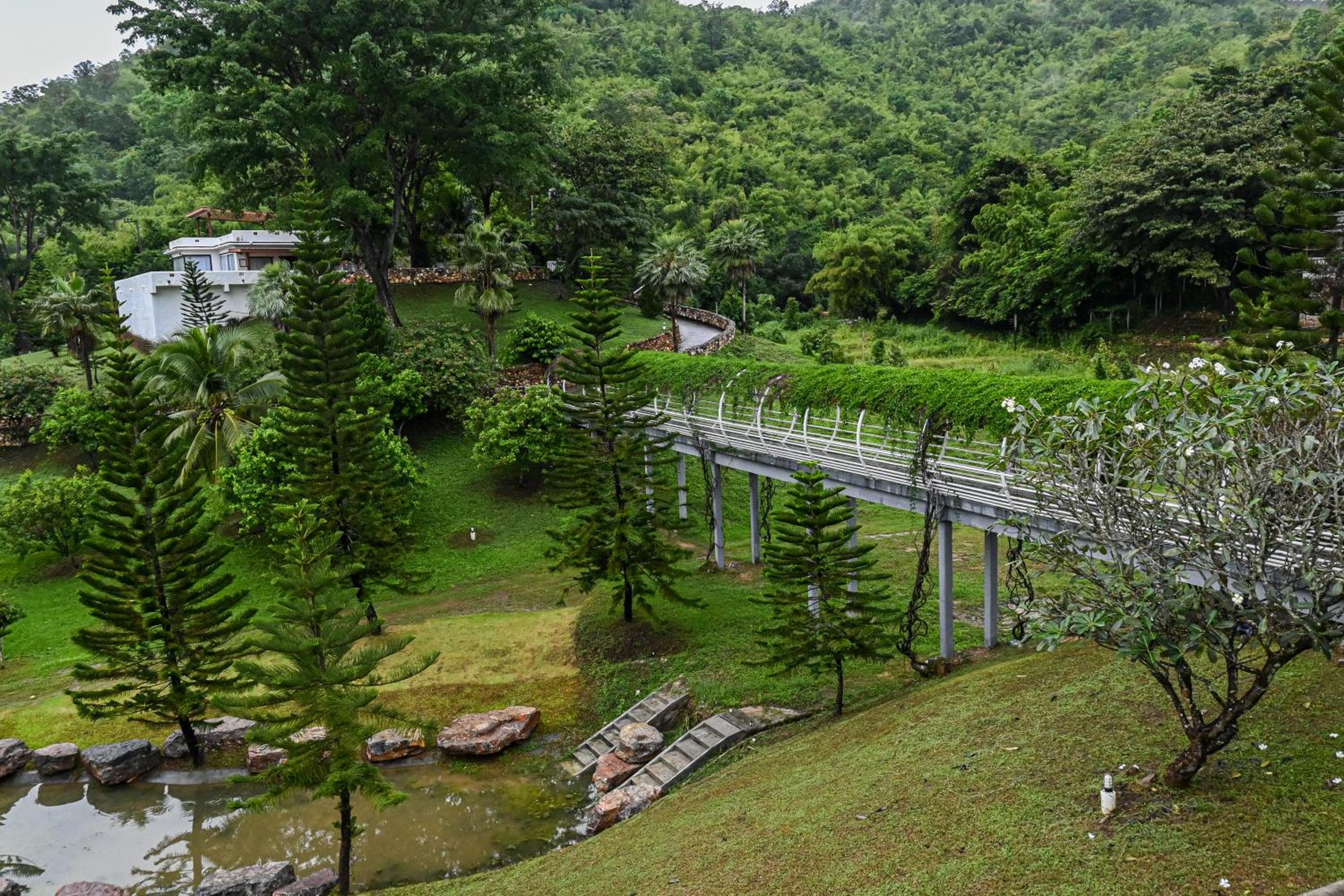 Swiss Valley Hip Resort