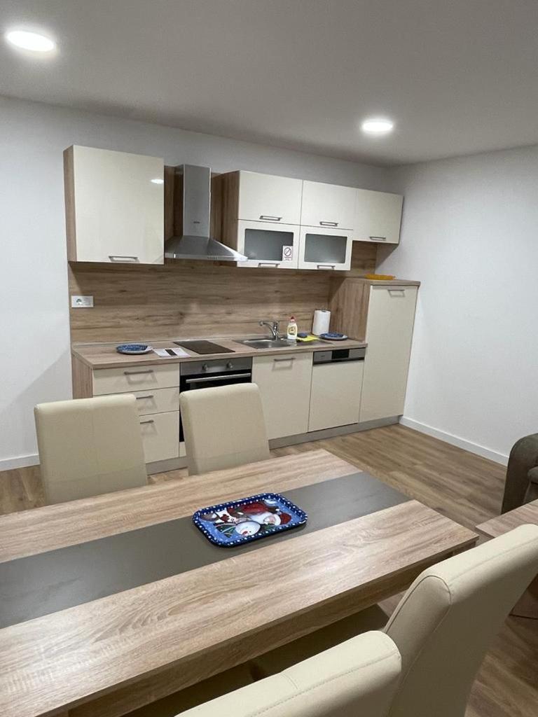Apartmani Daisy