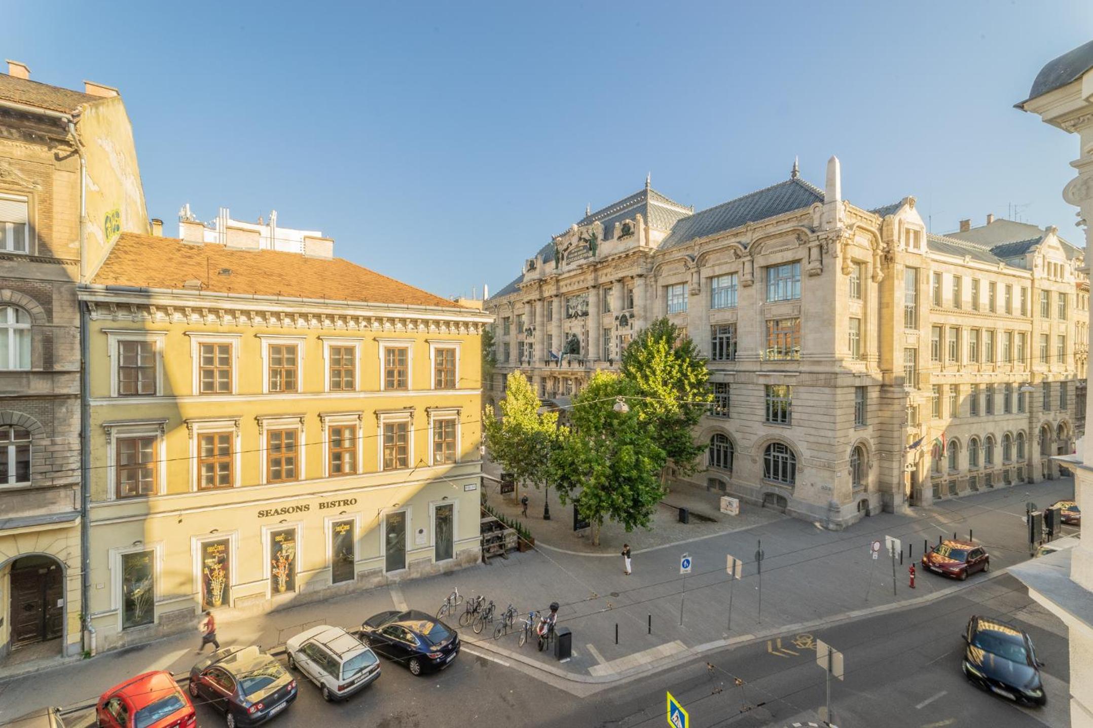 Bright Nest Liszt Academy view 4