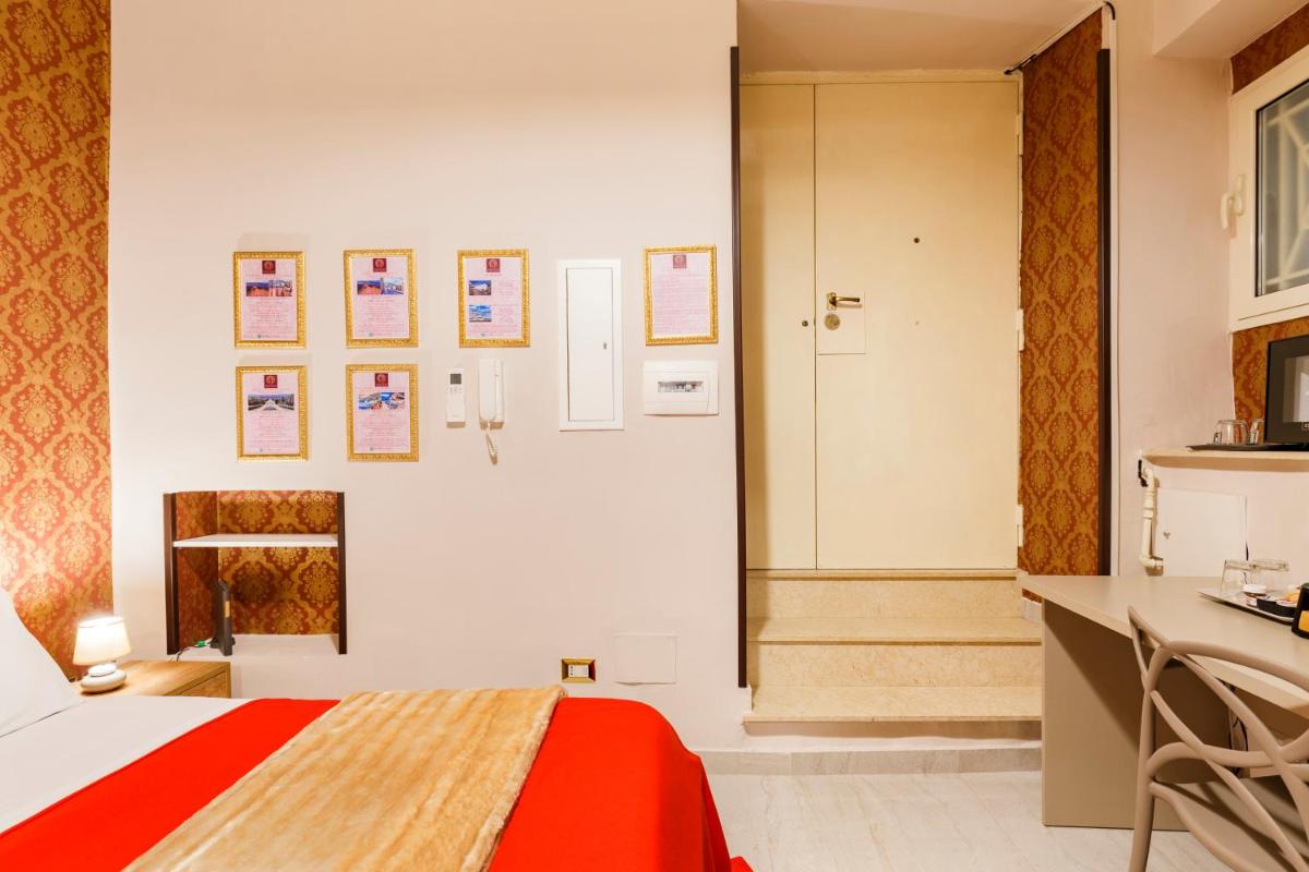 Spinacorona Room