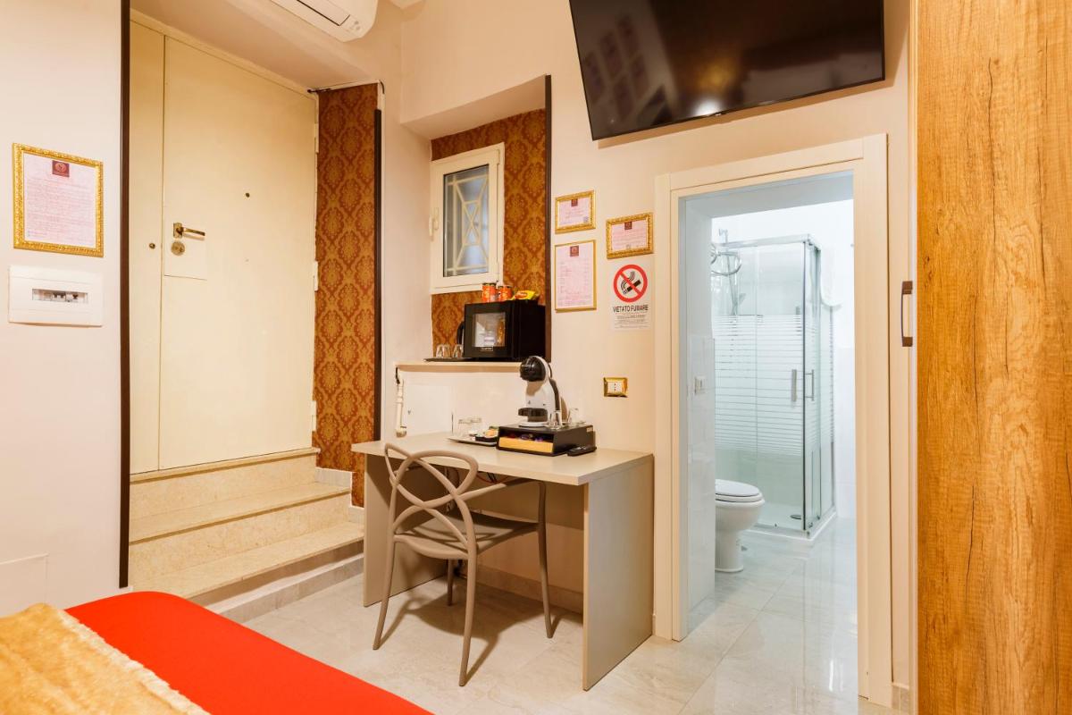 Spinacorona Room