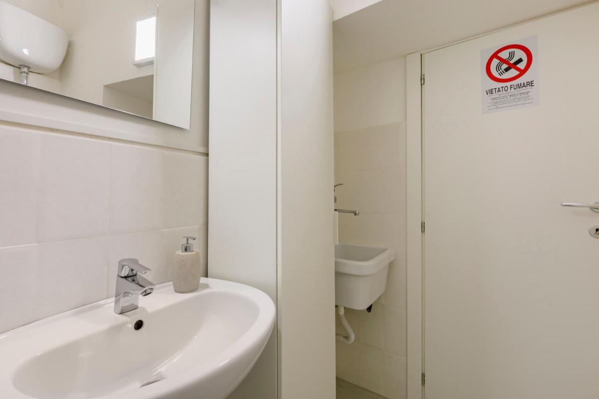 Spinacorona Room