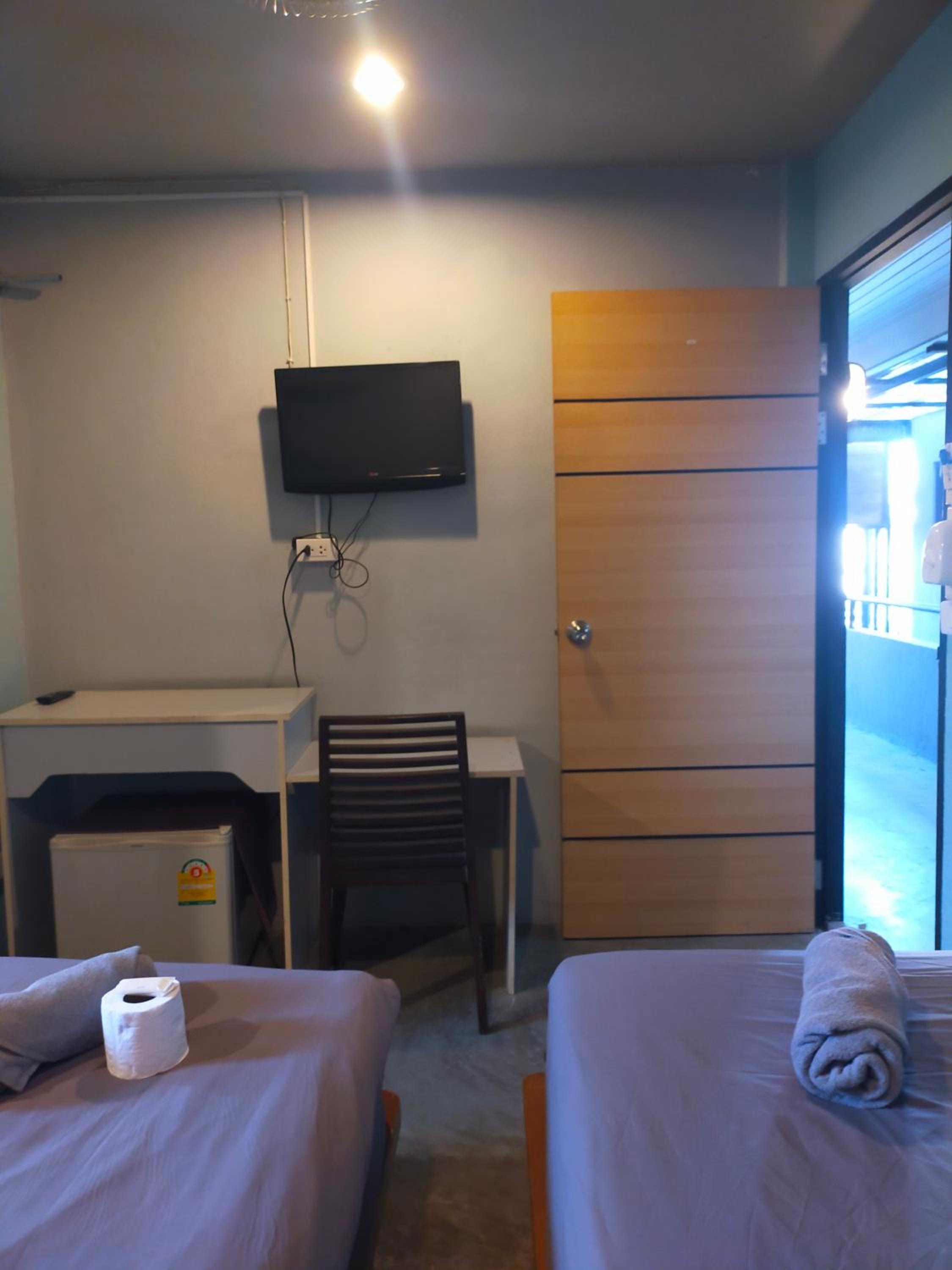 9 Hostel