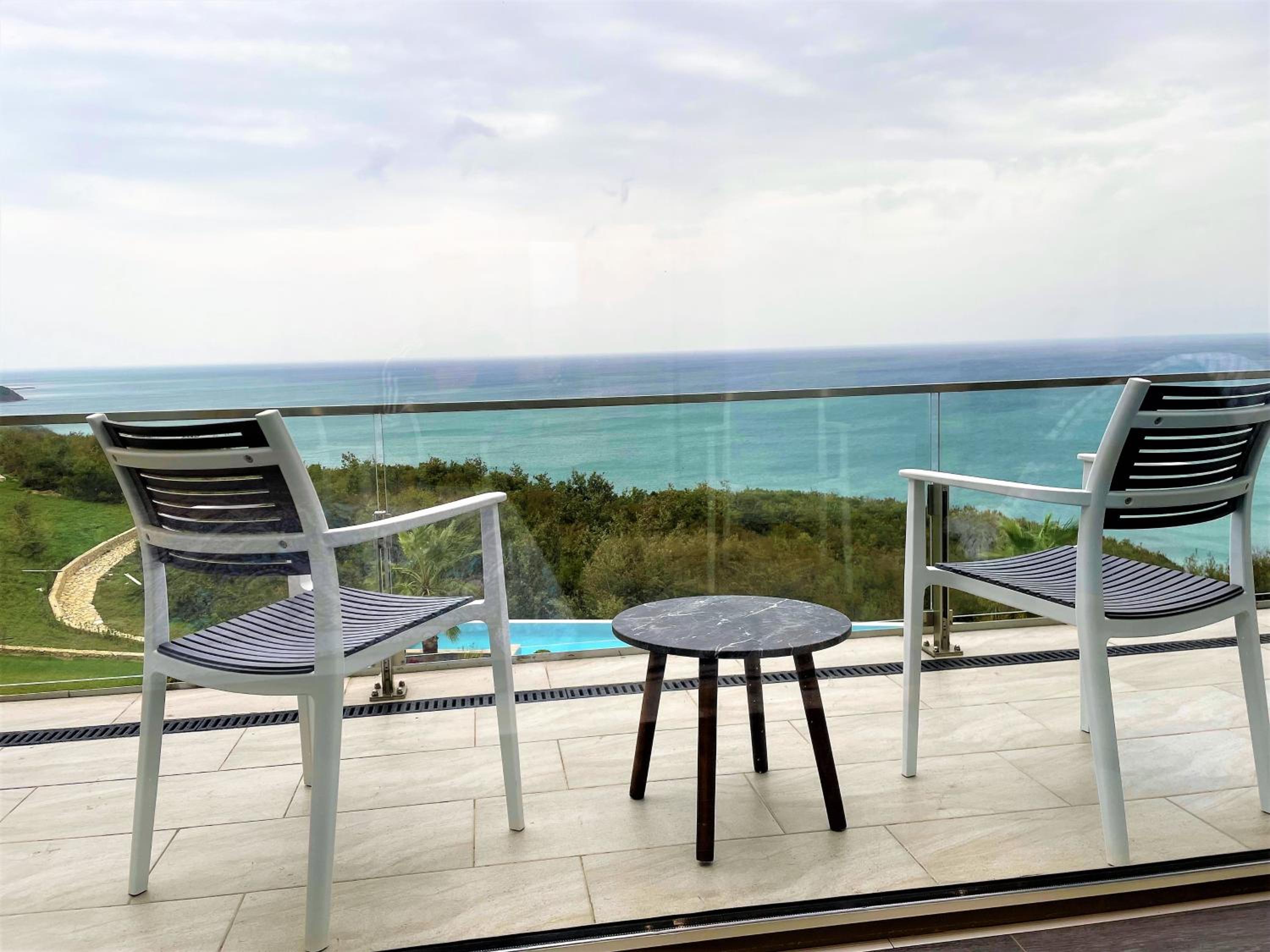 Duplex Seaview Condo