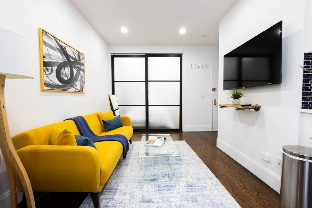 69-2D Stylish Lower East Side 1BR Apt BRAND NEW