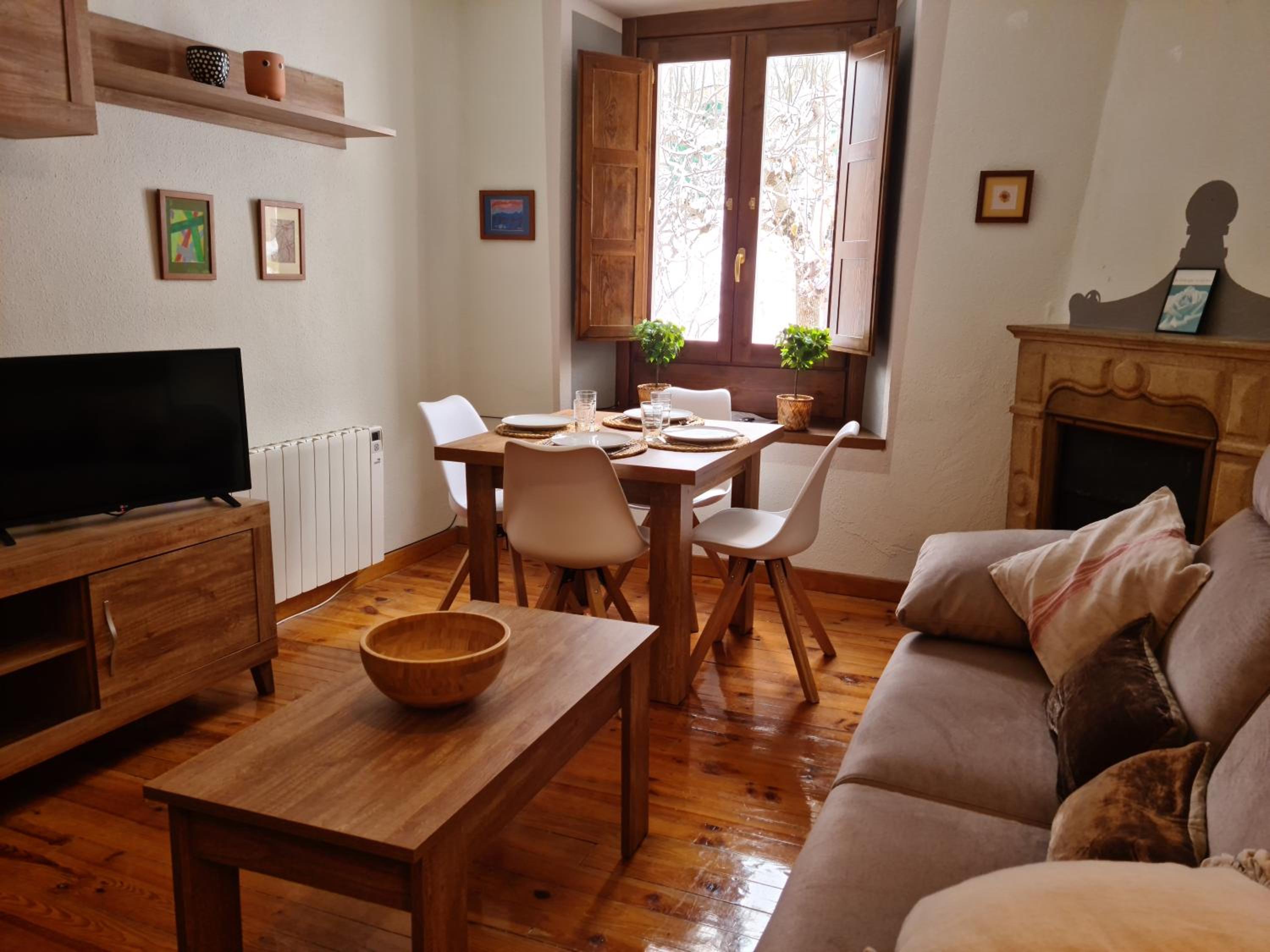 Espectacular apartamento reformado en edificio histórico, con WIFI