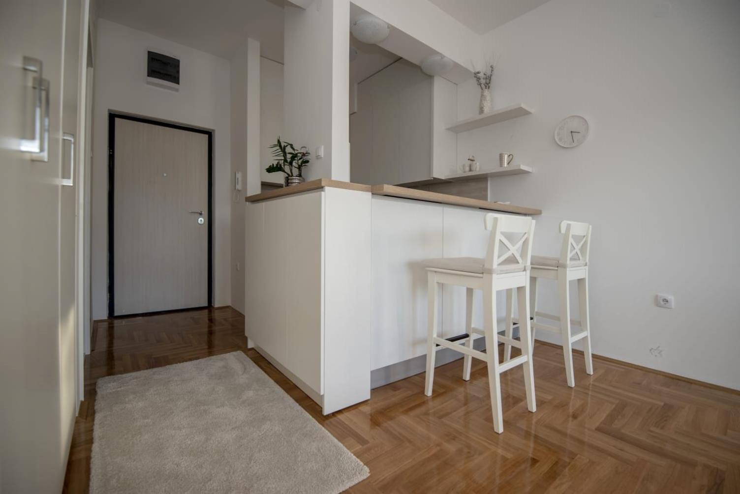 APARTMAN DERETIC