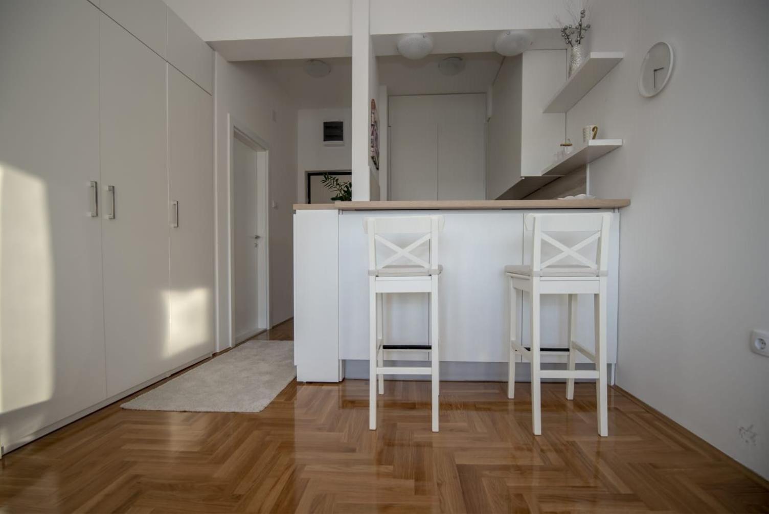 APARTMAN DERETIC