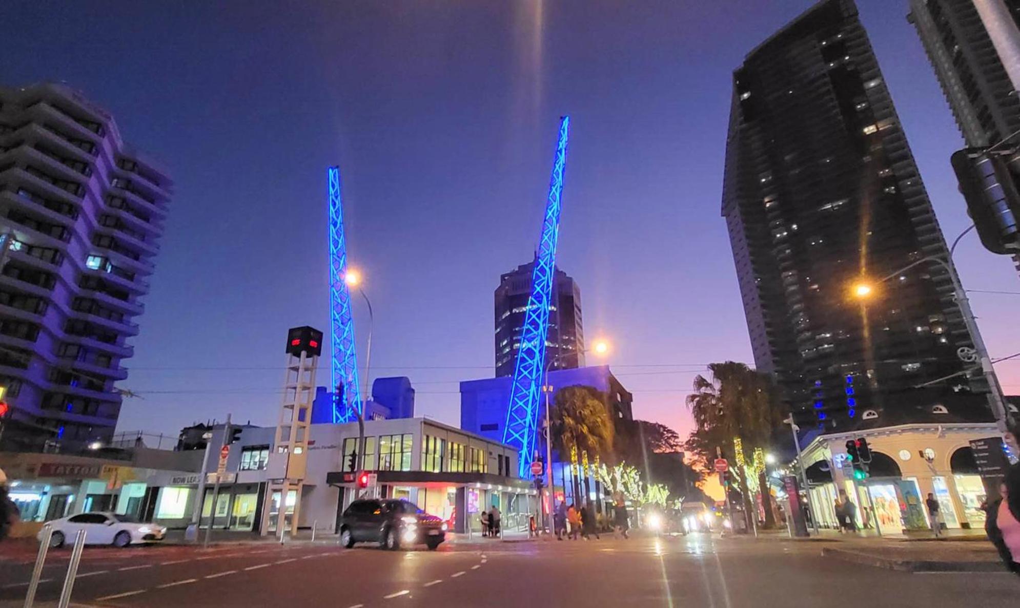 Beachside 2 BR Apt in the Heart of Surfers Paradise - Chevron Renaissance - free parking