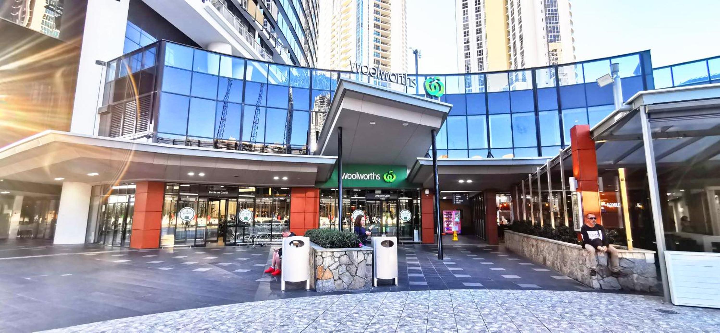 Beachside 2 BR Apt in the Heart of Surfers Paradise - Chevron Renaissance - free parking