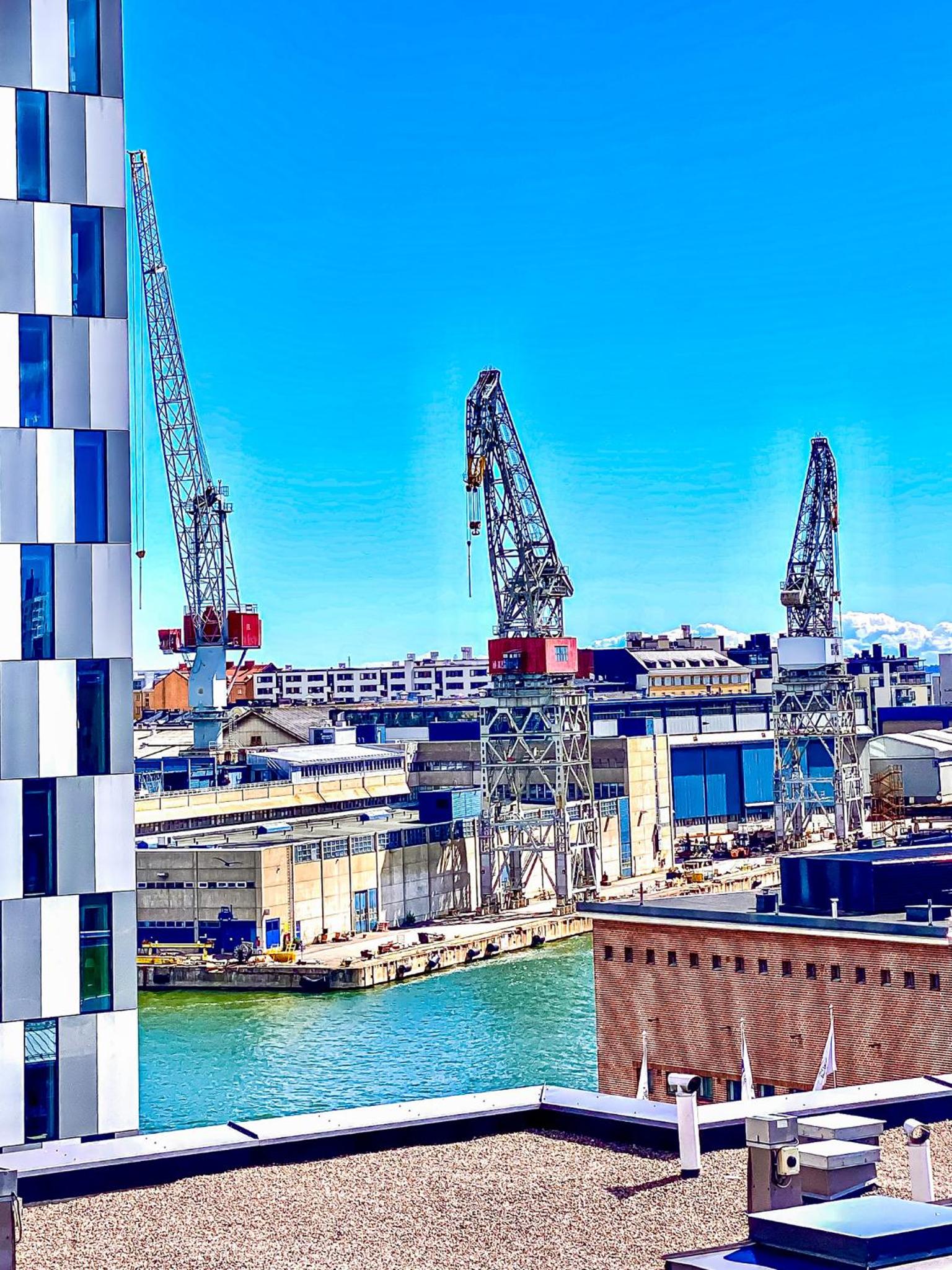 Beautiful penthouse in the center of Helsinki view 5