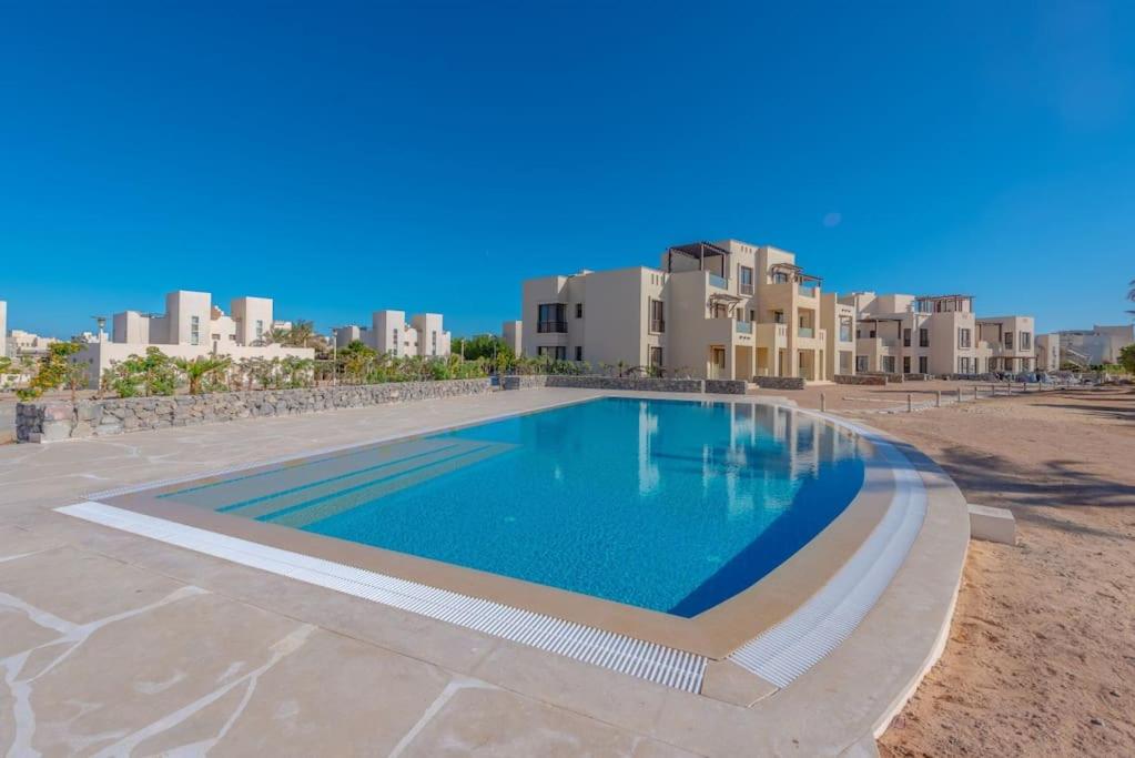 Bright 2-Bedroom Apartment with Golf Course & Pool View l Cyan, El Gouna view 3