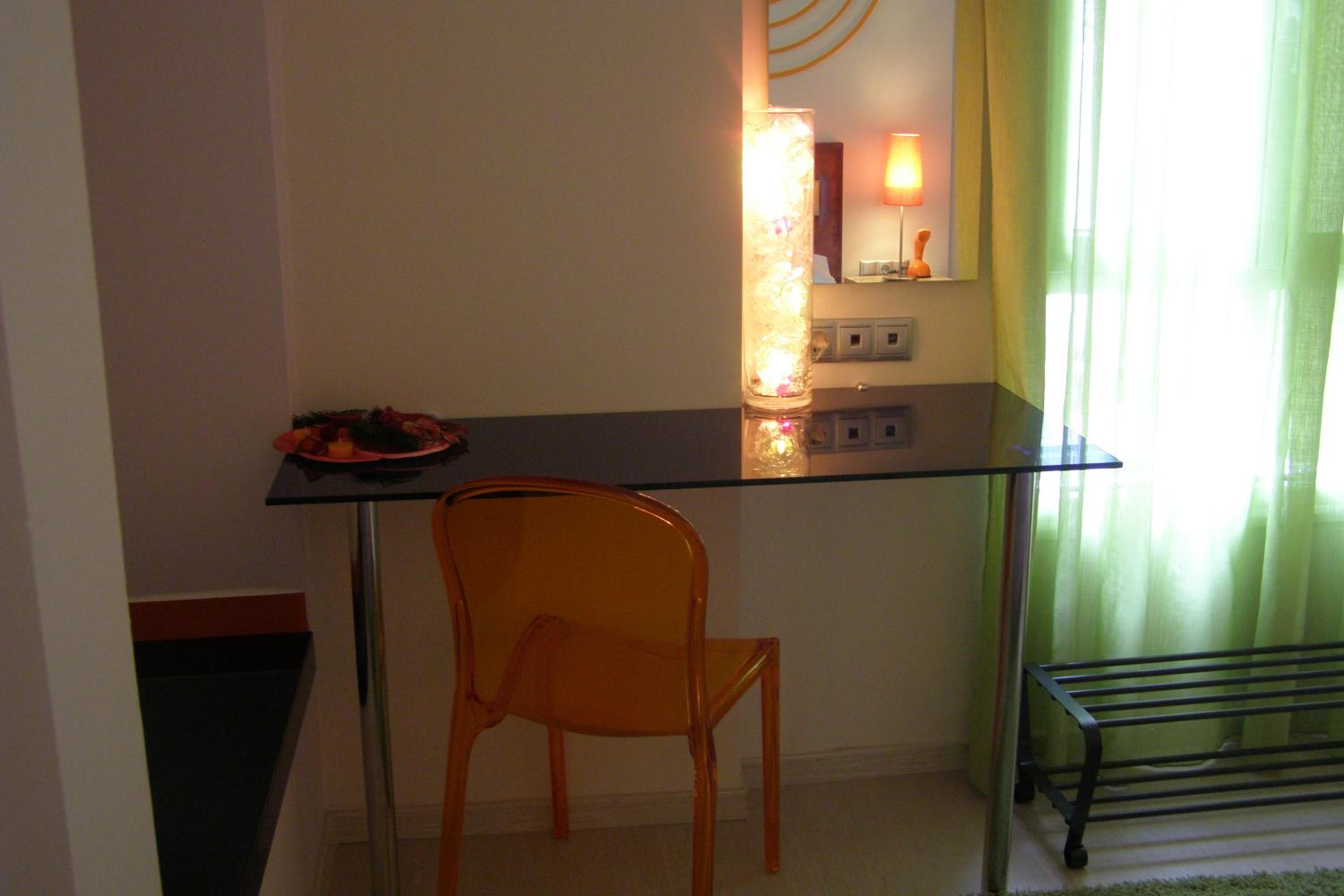Room "frog" in a neoclasical house view 4