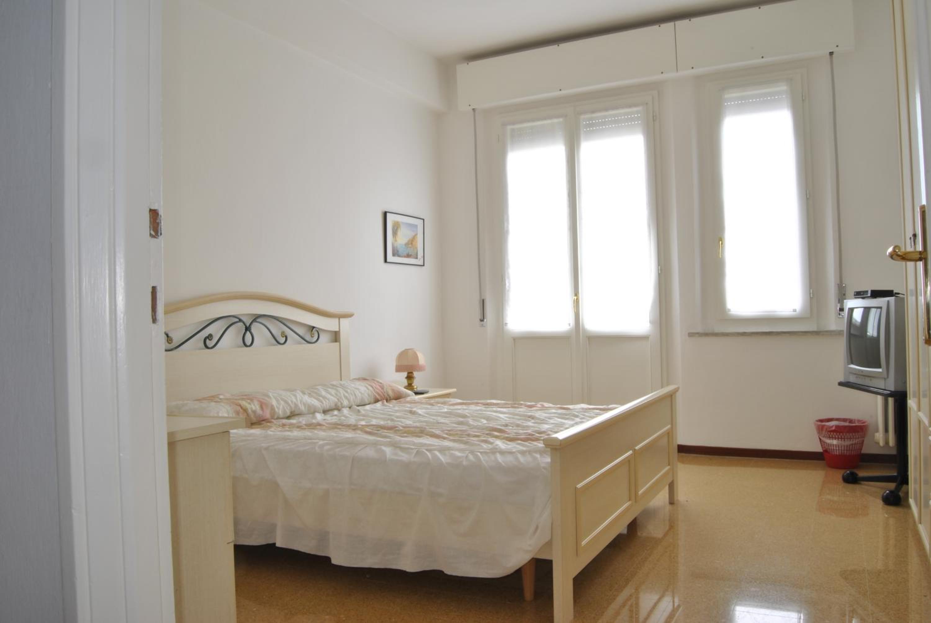 Lombardi Abbeveratoia en Parma — hotel room