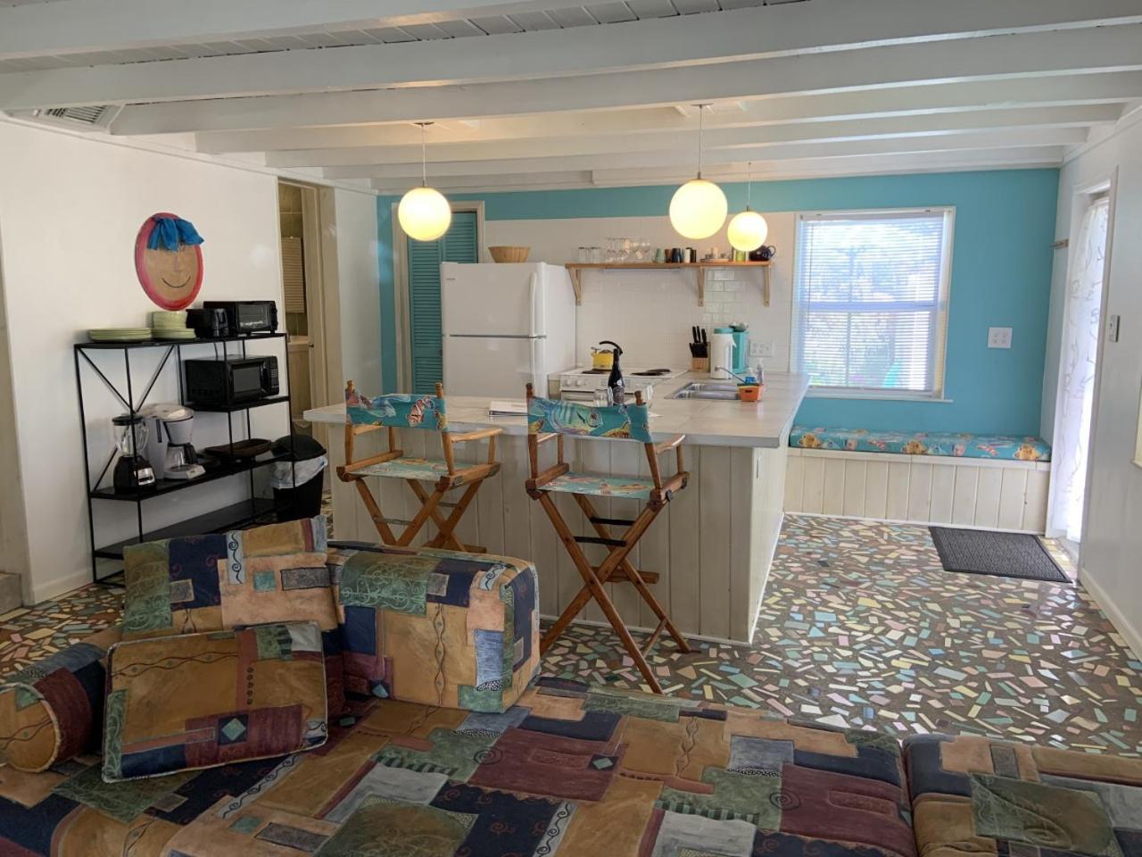 Oleander Cottage- in the Heart of Flagler Beach and steps to the Beach! view 5