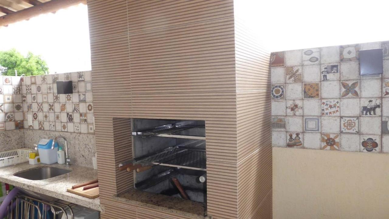 Soft Guarajuba -Lindo Village Residencial amplo 2 quartos com suite e varanda no Térreo