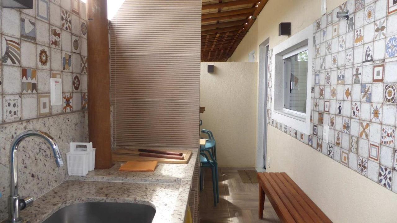 Soft Guarajuba -Lindo Village Residencial amplo 2 quartos com suite e varanda no Térreo