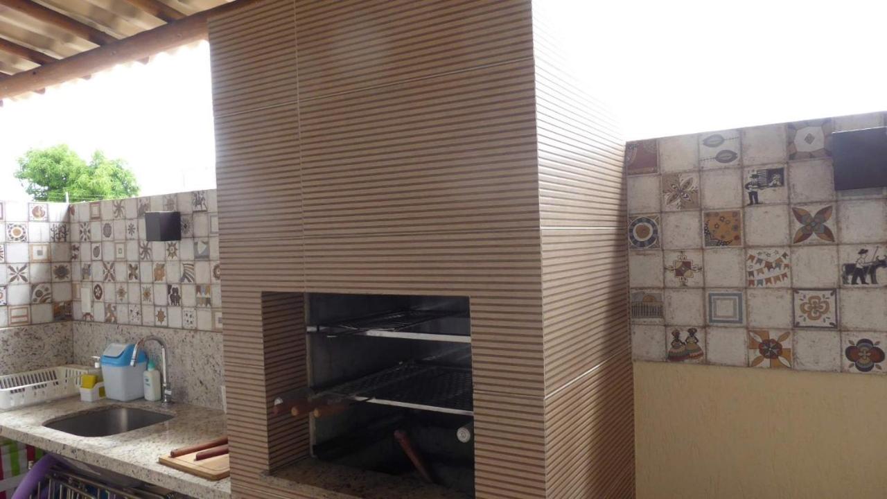 Soft Guarajuba -Lindo Village Residencial amplo 2 quartos com suite e varanda no Térreo